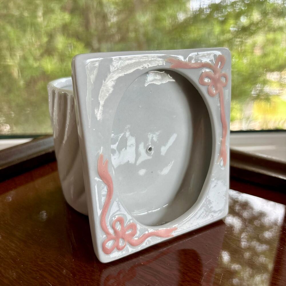 Vintage 1991 Geerlings Ceramic Planter Picture Frame Pink Bow